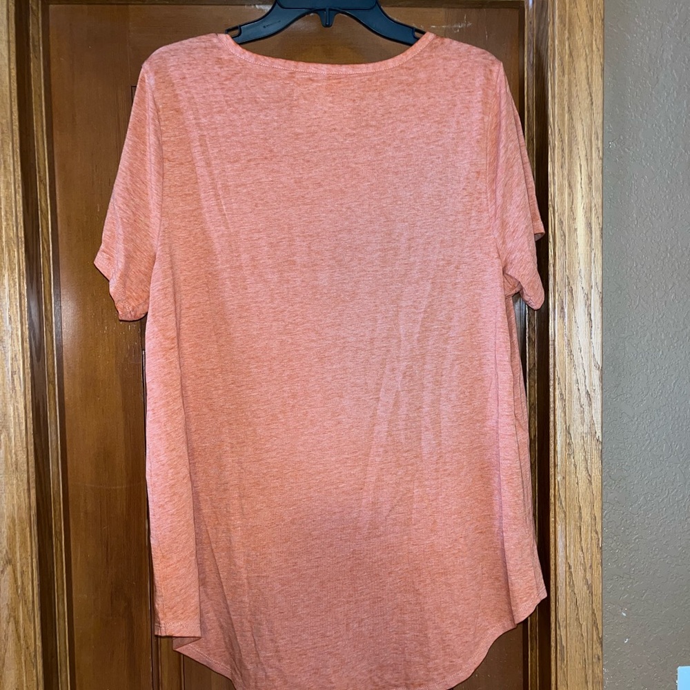 Lane Bryant graphic tee - Picture 2 of 4